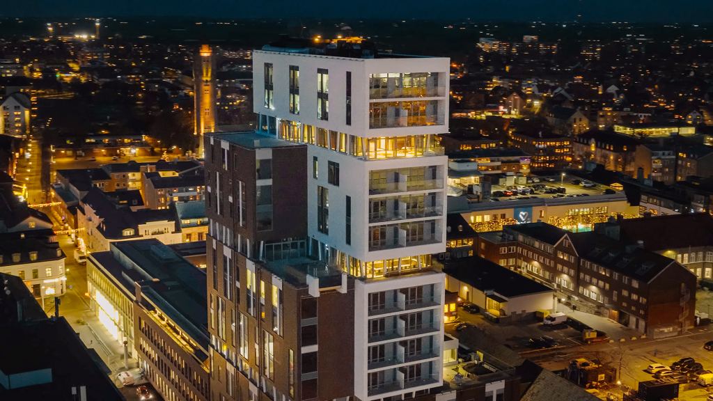 Willow hotel exterior aerial shot at nighttime