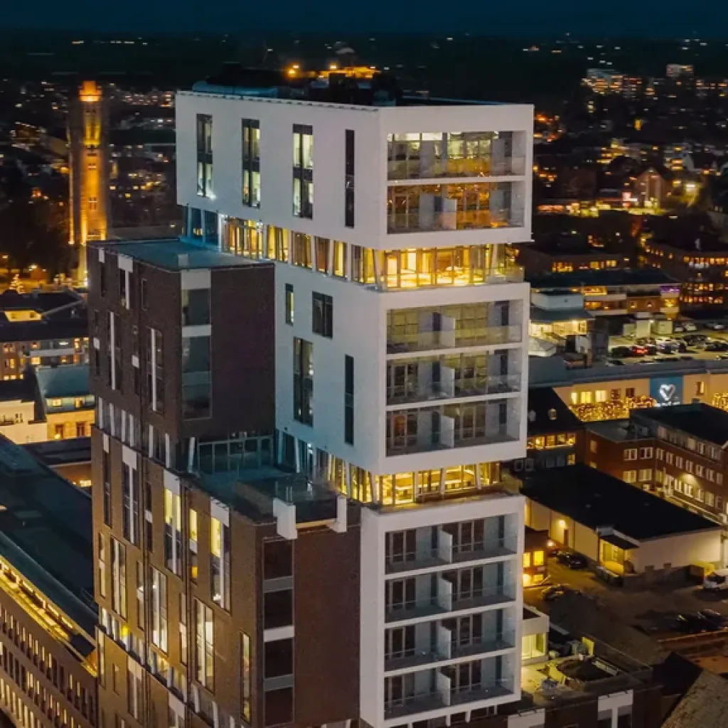 Willow hotel exterior aerial shot at nighttime